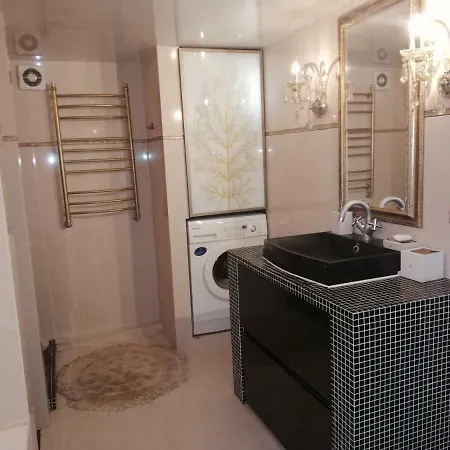 Элитные Апартаменты В Коттедже, Центр Минска Apartment Minsk